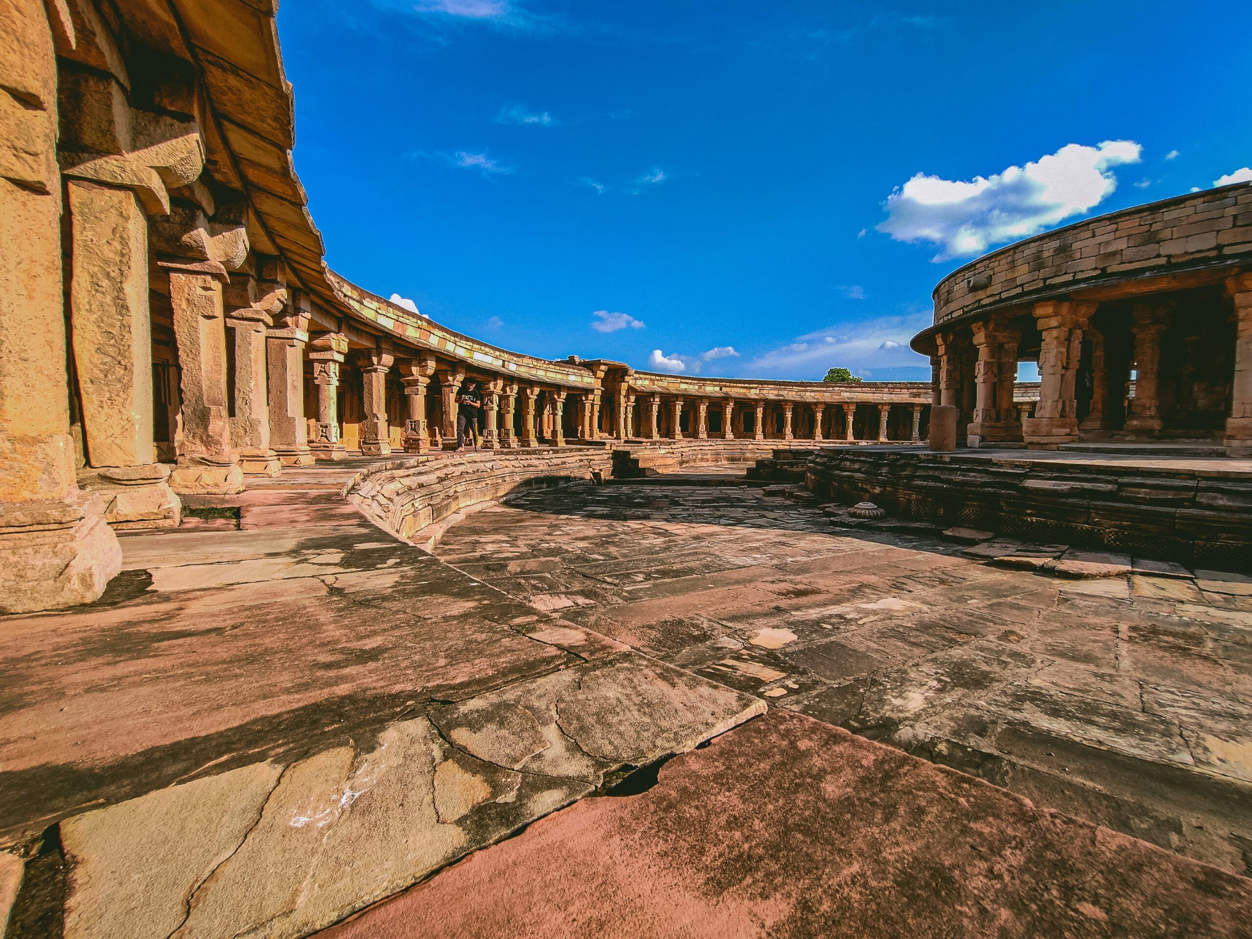 yash-kiran-Ii4-mpa_g3Y-unsplash